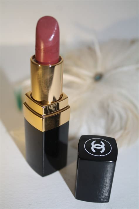 chanel mademoiselle rouge coco lipstick|chanel lipstick 19 gabrielle.